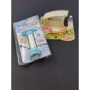 Daiso Japan 2pc Set: Fresh Soda Stopper Pump & Mini Bag Heat Sealer Handy Tools